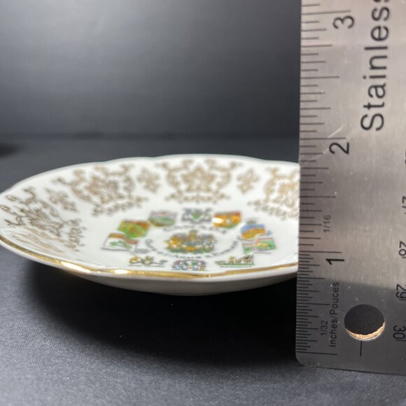 Paragon Tea Cup And Saucer Canada Coats Of Arms & Emblems Fine Bone China UK - Picture 15 of 16